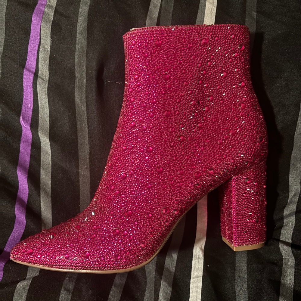 Betsey Johnson Cady Booties